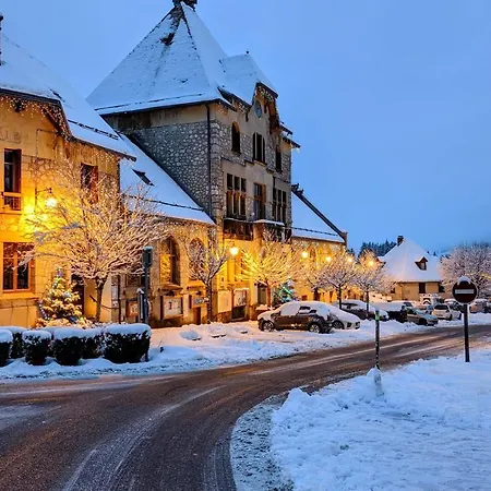 Nid Douillet 2ou4 P à St Pierre De Chartreuse *